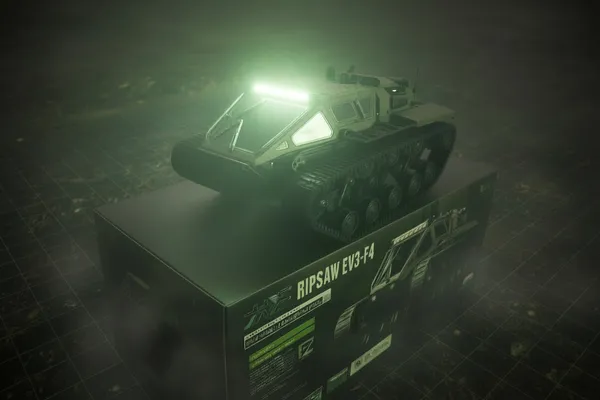 Rc_High_Speed_Tank_Jjrc_Ripsaw_Ev3_F4_2_4ghz_Off_Road_Rc_Tracked_Vehicles_360_Drifting_Tank_Default_Title