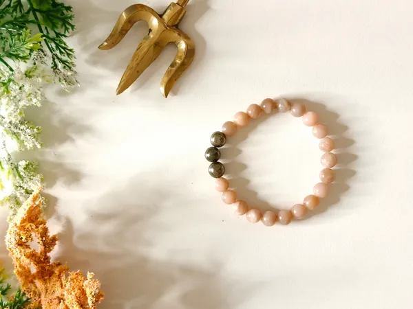 Peach_Black_Crystal_Beaded_Bracelet_For_Unisex