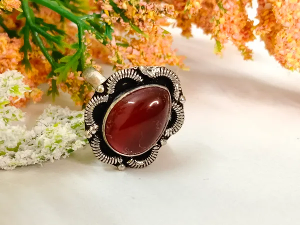 Maroon_Crystal_Oval_Statement_Ring_For_Women