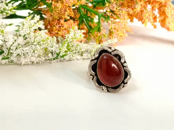 Maroon_Crystal_Oval_Statement_Ring_For_Women