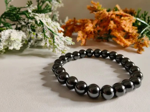 Black_Crystal_Bracelet_For_Unisex