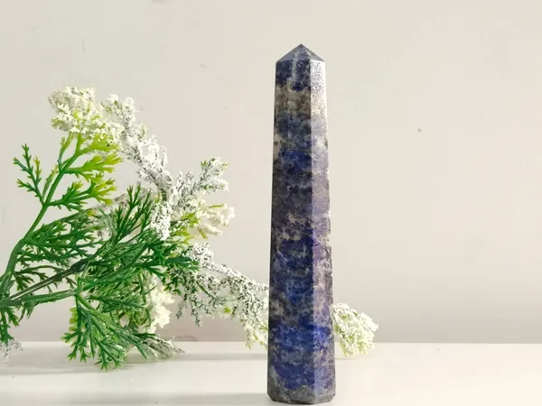 Blue_Crystal_Wands_For_Home_Decor
