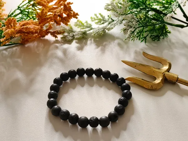 Black_Crystal_Bracelet_For_Unisex