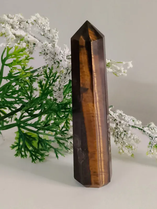 Brown_Tiger_Eye_Crystal_Obelisk_Tower_Wand