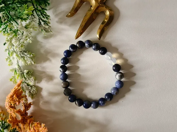 Blue_Crystal_Bracelet_For_Unisex