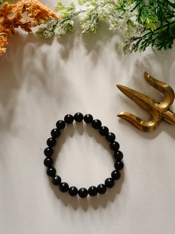 Black_Crystal_Bracelet_For_Unisex