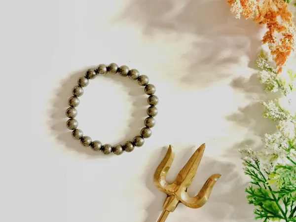 Brown_Crystal_Bracelet_For_Unisex