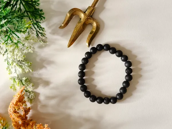 Black_Crystal_Bracelet_For_Unisex