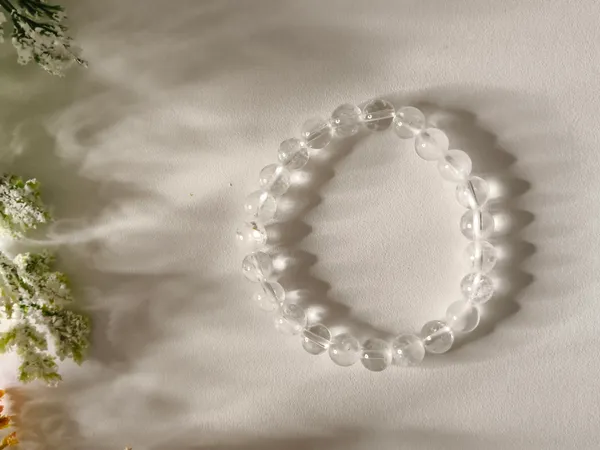 White_Crystal_Bracelet_For_Unisex