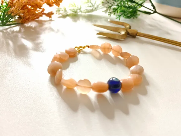Peach_Crystal_Bracelet_For_Unisex