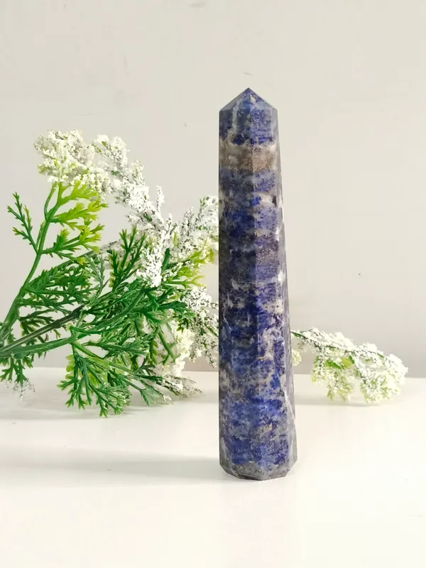 Blue_Crystal_Wands_For_Home_Decor