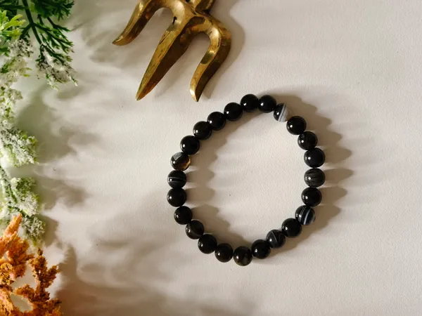 Black_Crystal_Bracelet_For_Unisex