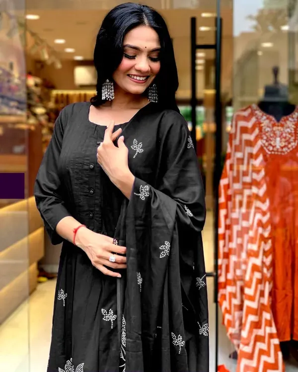 Jaipur_Libas_Black_Printed_Cotton_Suit_Set_With_Dupatta