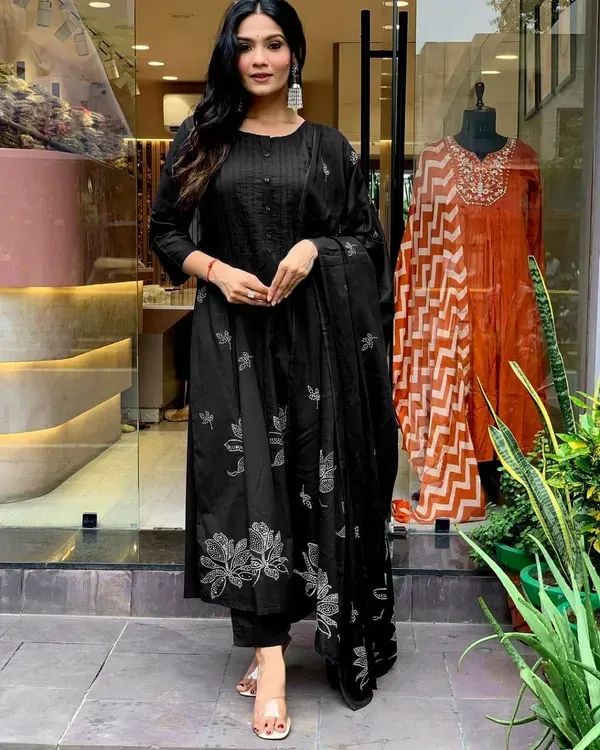 Jaipur_Libas_Black_Printed_Cotton_Suit_Set_With_Dupatta