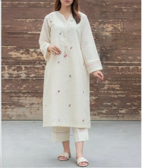 Off_White_Embroidered_Cotton_Kurta_And_Pant_Set