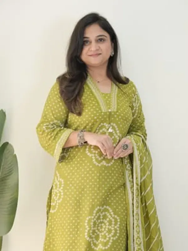 Jaipur_Libas_Srisha_Green_Bandhani_Print_Cotton_Suit_Set_With_Leheriya_Dupa_More