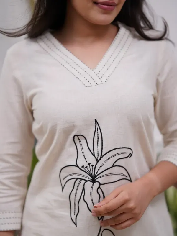 Jaipur_Libas_Beige_Cotton_Blend_Embroidered_Kurta_Palazzo_Set_With_Dupatta