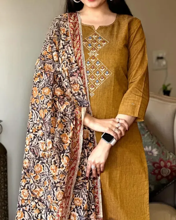 Ruddy_Brown_Embroidery_Handloom_Cotton_Suit_Set_With_Dupatta_For_Women