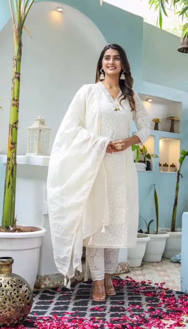 White_V_Neck_Chikankari_Kurta_Set_For_Women