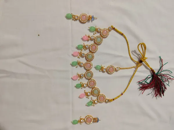 Gold_Tone_Multicolour_Beaded_Bridal_Jewellery_Set