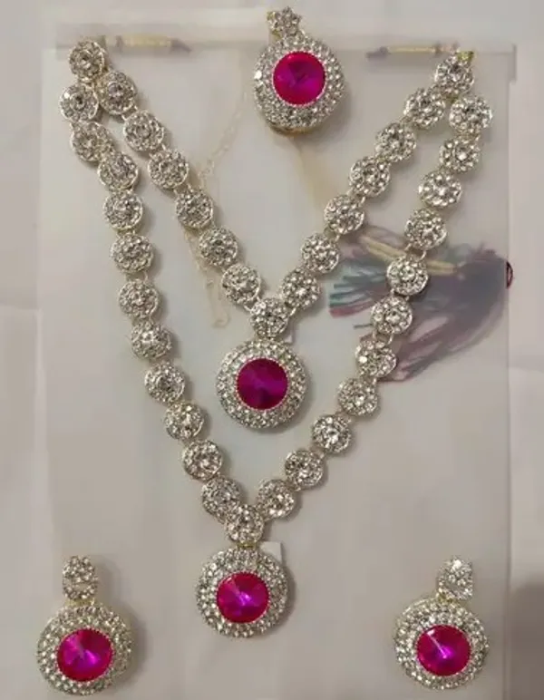 Silver_Metal_Stone_Studded_Necklace_Earring_Set_For_Women