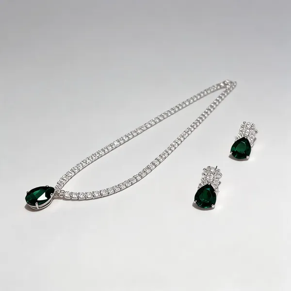 Green_Silver_Metal_Rhinestone_Necklace_And_Earring_Set_For_Women