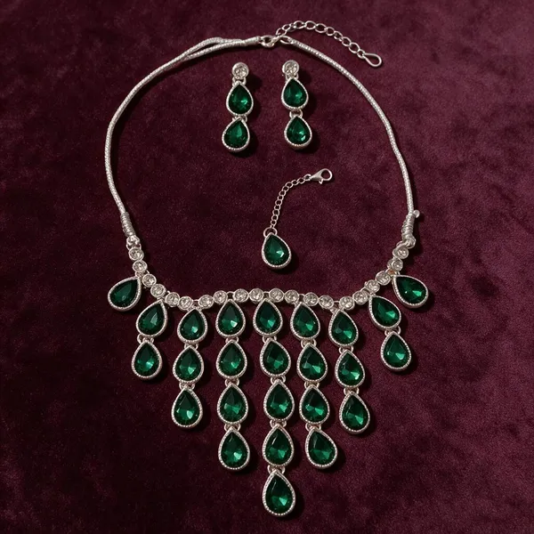 Silver_Green_Metal_Teardrop_Stone_Necklace_Earring_Set_For_Women