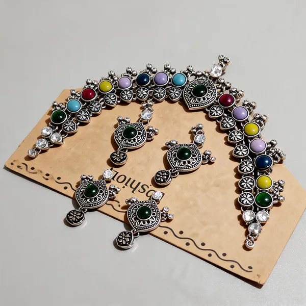 Multicolour_Oxidized_Silver_Metal_Floral_Stone_Necklace_Earring_Set_For_Women