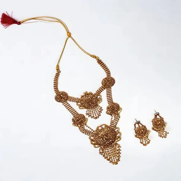 Golden_Metal_Beaded_Traditional_Bridal_Necklace_Earring_Set_For_Women