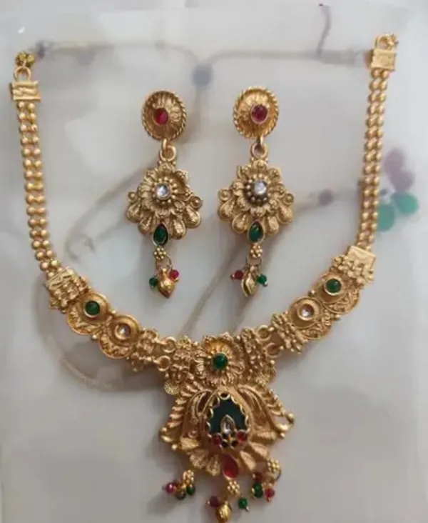 Gold-Tone_Peacock_Motif_Stone_Necklace_Earring_Set_For_Women
