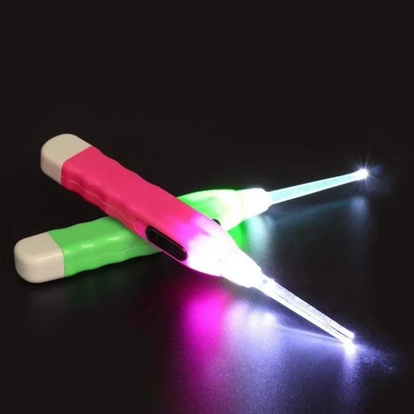 Earpick_LED_Flashlight_Ear_pick_for_Ear_Wax_Remover_and_Cleaner