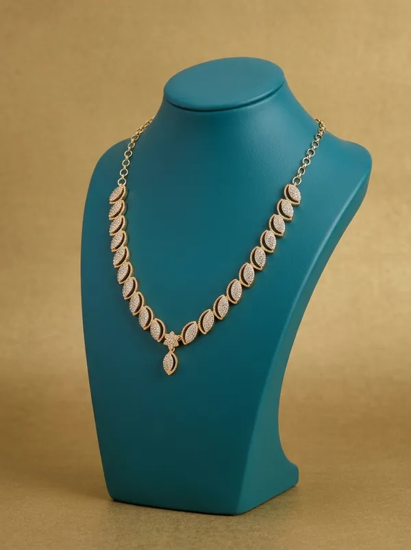 Vosgi_White_Stone_Pave_Leaf_Gold_Necklace_Design