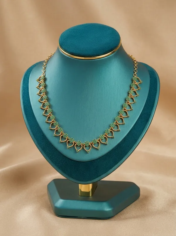 Vosgi_Gold_Plated_Green_Stone_Heart_Motif_Necklace