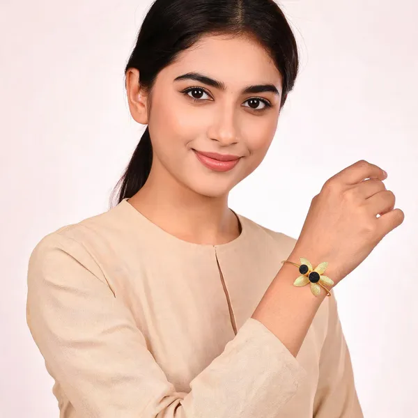 Chethi_Veli_Bracelet_Black