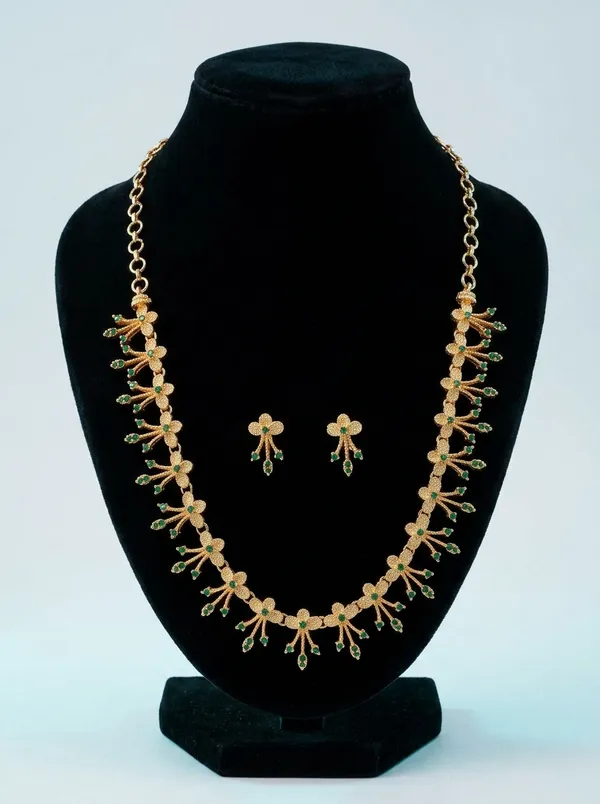 Emerald_Green_Floral_Cascade_Necklace_Set_|_High-Quality_Long-Lasting_Jewellery