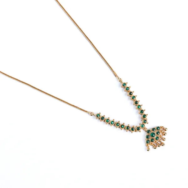 Vosgi_Green_Kemp_Stone_South_Indian_Gold_Necklace