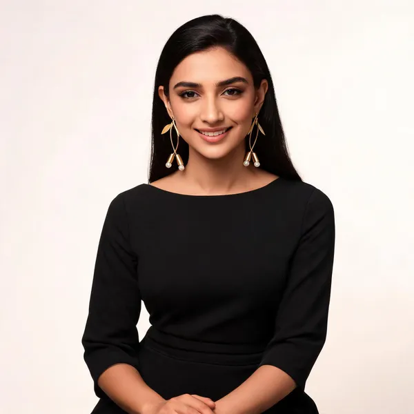 Thamarai_Nakashi_Earrings_Gold