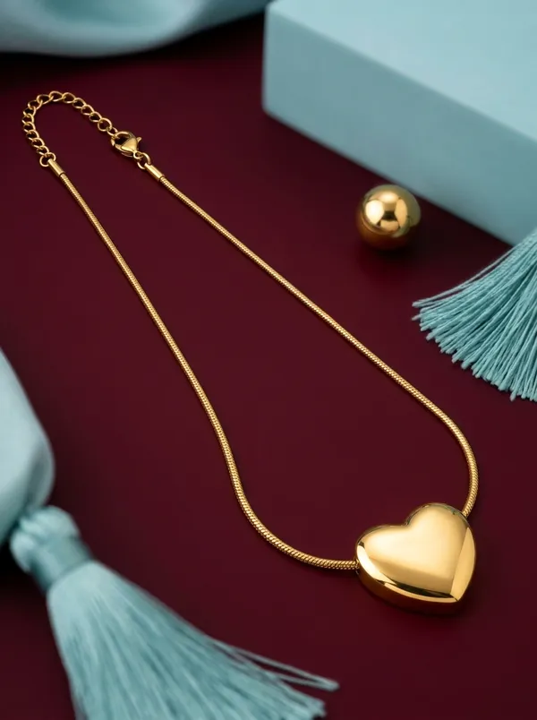 Tara_Glow_Pendant_Necklace_Statement
