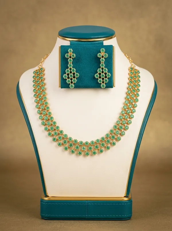 Vosgi_Green_Emerald_Stone_Gold_Plated_South_Indian_Jewelry_Set