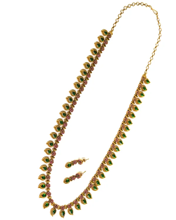 Vosgi_Green_Emerald_Stone_Gold_Plated_South_Indian_Long_Haram_Set