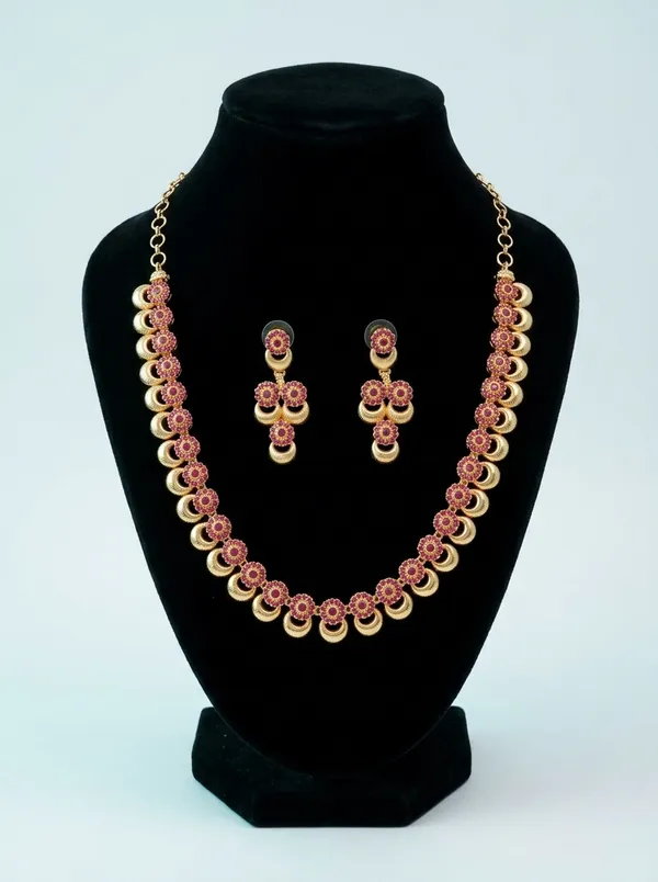Ruby_Pink_Circle_Charm_Necklace_Set_|_High-Quality_Long-Lasting_Jewellery