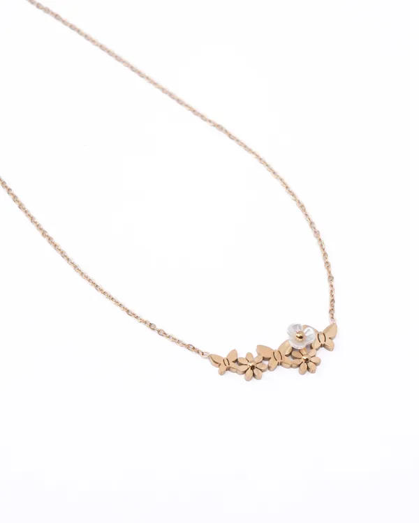 Kiara_Bloom_Pendant_Necklace_Collection