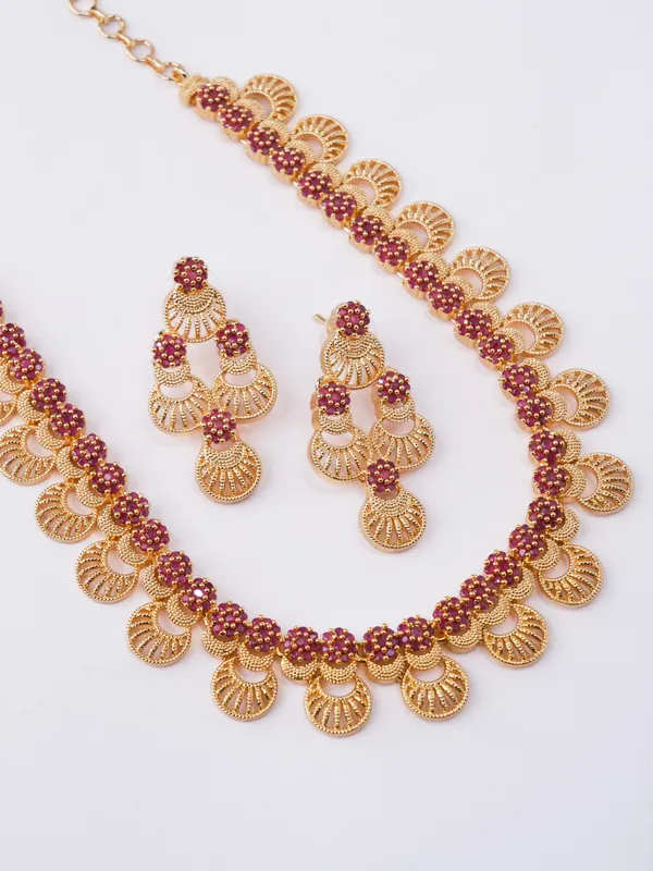 Ruby_Pink_Ruby_Fan_Motif_Necklace_Set_|_High-Quality_Long-Lasting_Jewellery