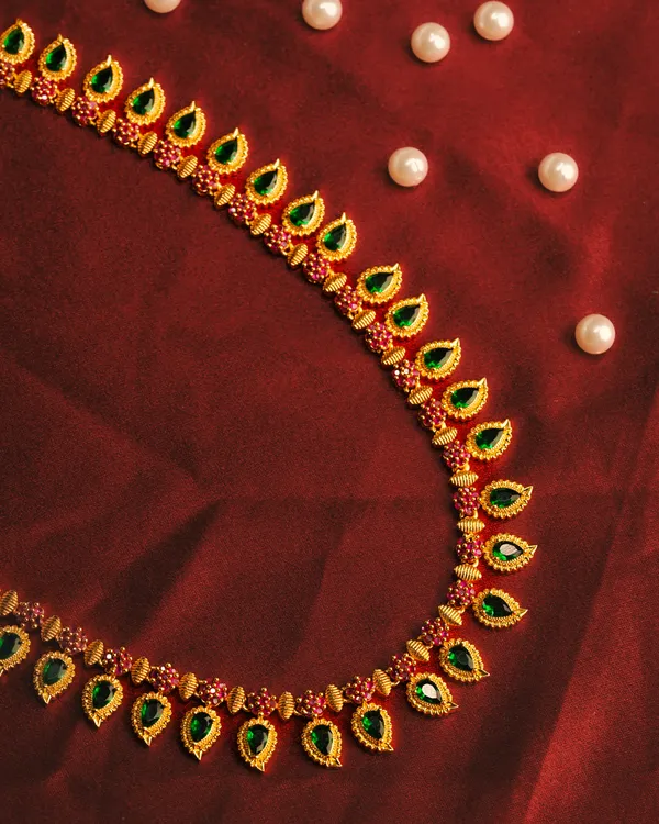 Yali_Veli_Necklace_-_White