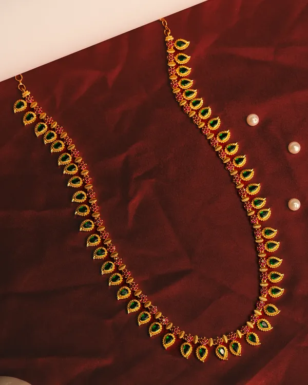 Mayil_Veli_Haaram_Necklace_-_Green