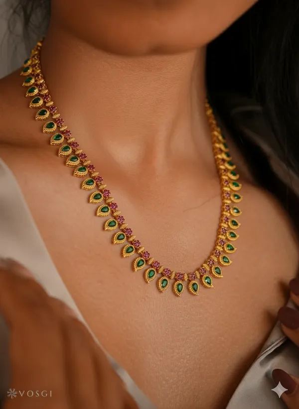 Mayil_Veli_Haaram_Necklace_-_Green_&_Pink