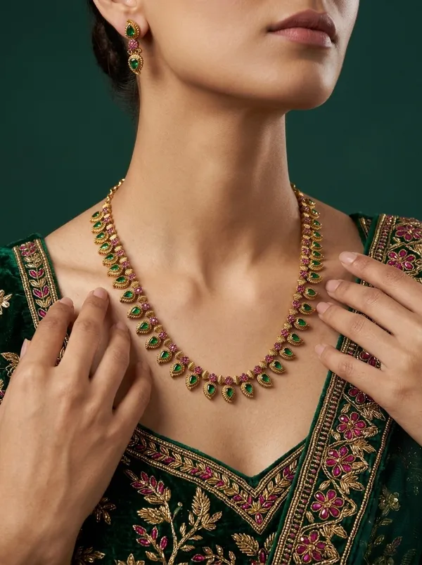 Mayil_Bloom_Necklace_-_Pink_&_Green