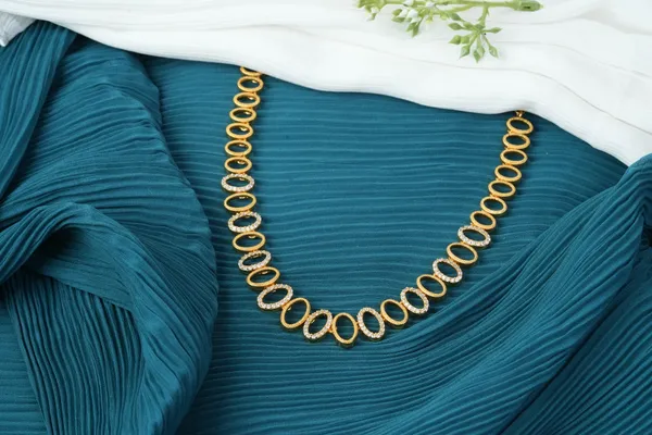 Chellam_Motif_Necklace_White