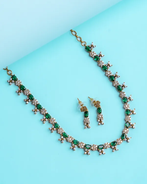 Sevanthi_Necklace_-_Green