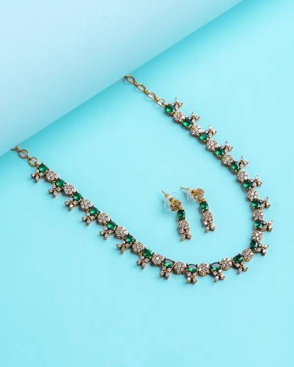 Sevanthi_Necklace_-_Green